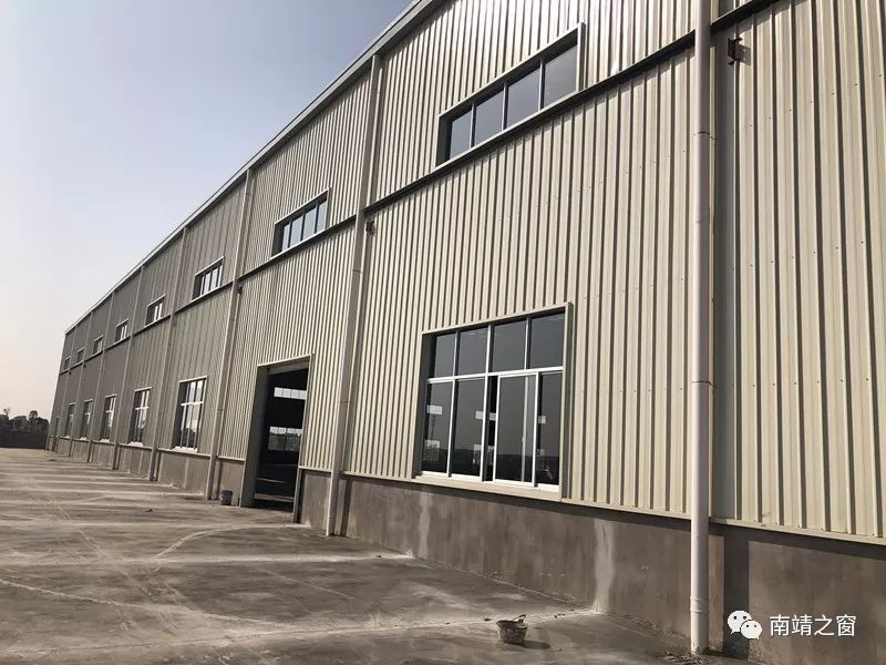 紫外老化试验箱：守护材料之美的隐形卫士