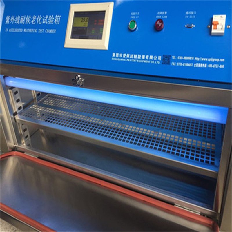 臭氧老化试验箱在材料老化测试中的应用与探讨
